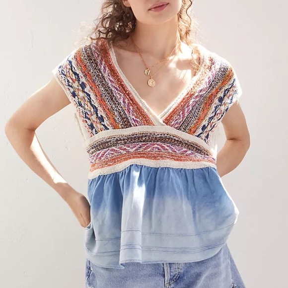 NWT Pilcro Embroidered Babydoll Top Medium - Picture 3 of 4